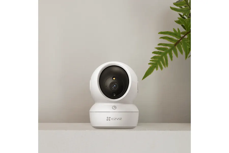 Motorized pan and tilt controlled from the app